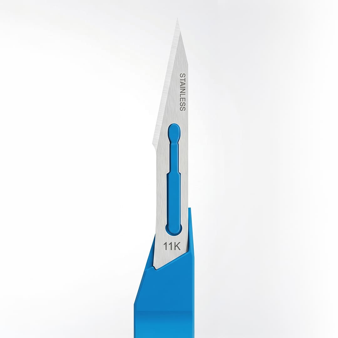 Dispossable Scalpel (2)